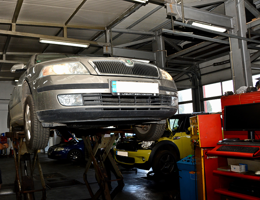 Стикерите за технически преглед изчезват. Какво ще ги замени?