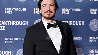 Роденият в България съосновател на Robinhood вече е сред най-богатите хора в света