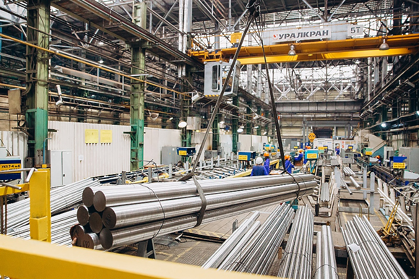 Как оттеглянето на Boeing от Русия накара най-големия завод за титан в света да намали работната седмица 