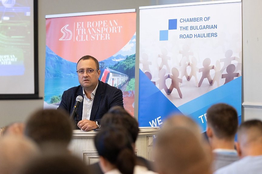 Правителството обеща на превозвачите още нови пътища