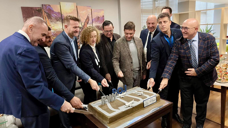 Започна рехабилитацията на пистата на летище Бургас; ©Министерство на транспорта и съобщенията