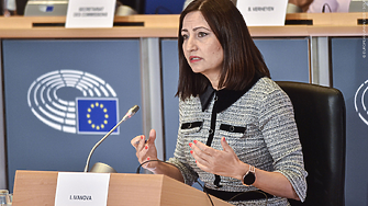 Илиана Иванова: Компаниите с повече жени на лидерски позиции са финансово по-успешни (ВИДЕО)