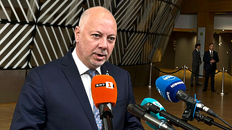 Росен Желязков: Няма опасност от криза с горивата, рафинерията в Бургас продължава да работи