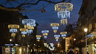 Празничната украса на Варна ще изхаби ток колкото две домакинства