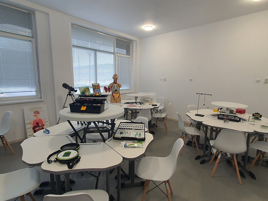 Център за високи постижения към Професионалната гимназия по компютърно програмиране и иновации в ж.к. „Меден рудник“ отвори врати в Бургас; ©Община Бургас&nbsp;