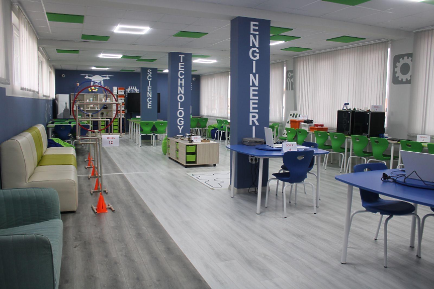Един от новите STEM центрове; ©МОН