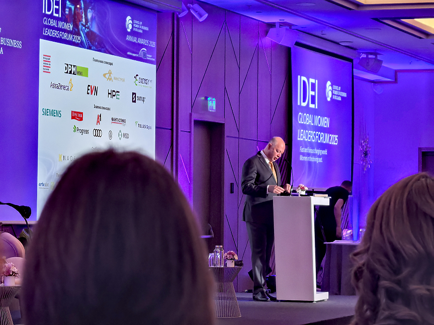 Премиерът Росен Желязков по време на Глобалния форум на жените лидери, организиран от Съвета на жените в бизнеса в България