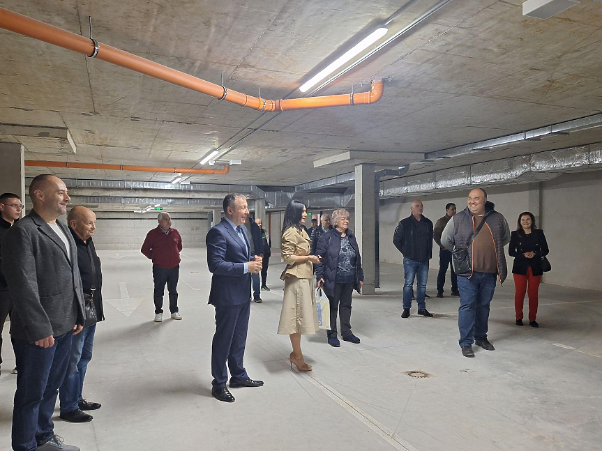 В Несебър откриха паркинг на две нива за 177 автомобила