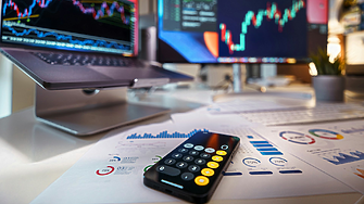 Кога ще се проведе първата търговска сесия на БФБ в евро?