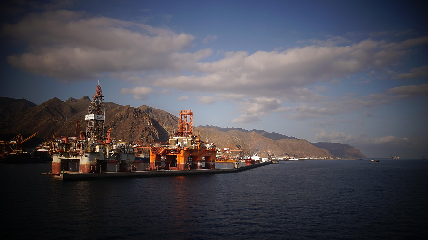 На фона на мирните преговори за Украйна: Петролът поевтинява