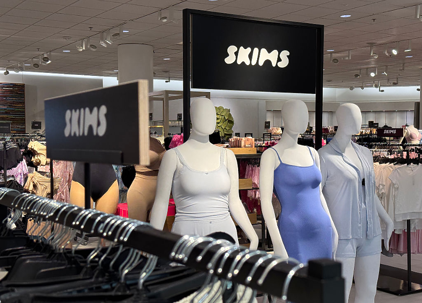 Марката оформящо бельо на Ким Кардашиян вече е оценявана на $5 млрд.