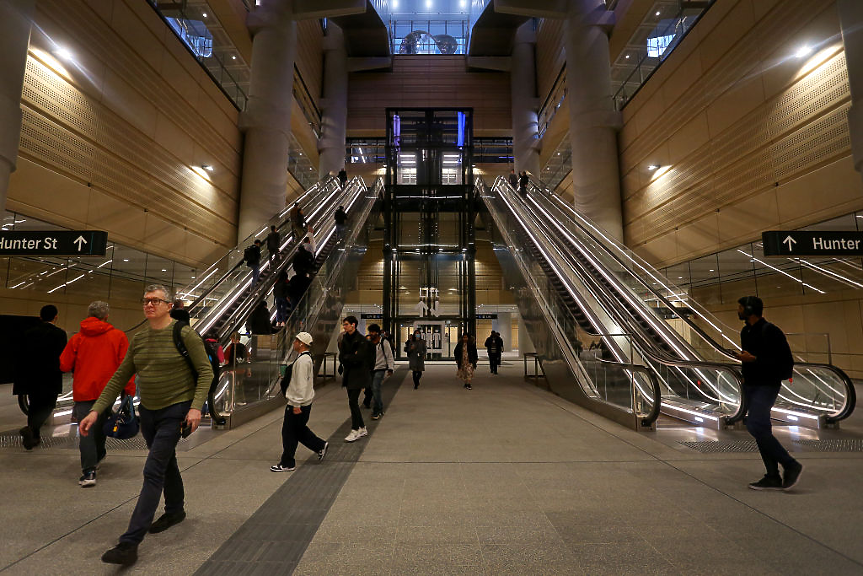 Заради тестове: Новото метро в Солун спира за цял месец