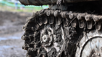 Турция откри завод за производство на ново поколение танкове и бронирани машини