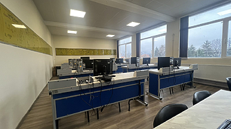 С 3 млн. лв.: Обновиха изцяло ботевградската Гимназия по техника и мениджмънт