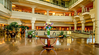 Когато „пълен“ е мръсна дума: Защо луксозните хотели не искат стаите им да са разпродадени?