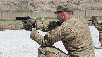 19.12.2003 г.: 39-ото Народно събрание приема декларация за създаването на американски бази в България