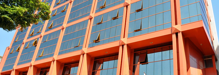 Сметната палата намалява администрацията, бонуси - само при икономии