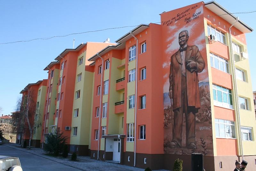 Правителството със сериозни промени в програмата за саниране