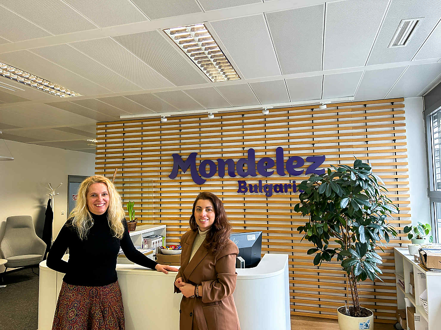 Мария Лазарова, управляващ директор на Mondeliz България и Полина Пенчева
