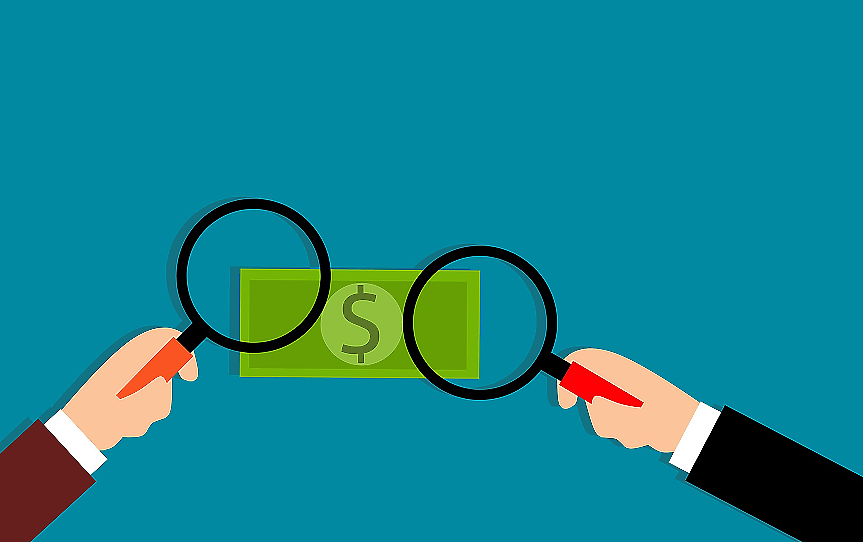 На колко е възлизал средният осигурителен доход през септември?