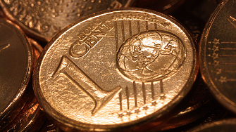 В еврозоната има над 150 млрд. монети в обращение. Ето как изглеждат тези от €1
