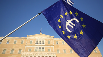 Икономиката на Гърция бележи напредък, но глобалните рискове остават сериозни