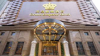 Хотел извади вграденото в пода на фоайето си злато и го продаде 