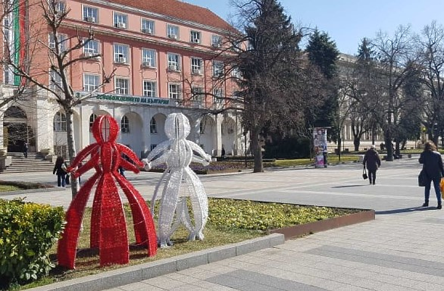 127 кандидати за 90 места за продажба на мартеници в Плевен