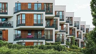 От Booking до Airbnb: Как се декларират доходи от краткосрочен наем след еврото