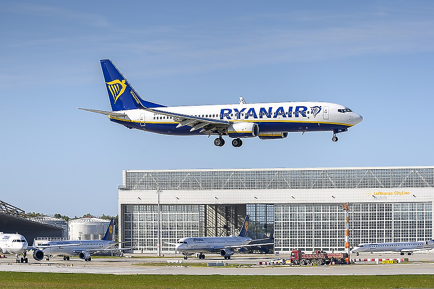 Ryanair отказа да предостави безплатна услуга, която други авиокомпании предлагат