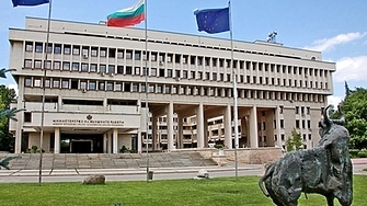 Външно търси 20 стажант-аташета. Каква е заплатата?