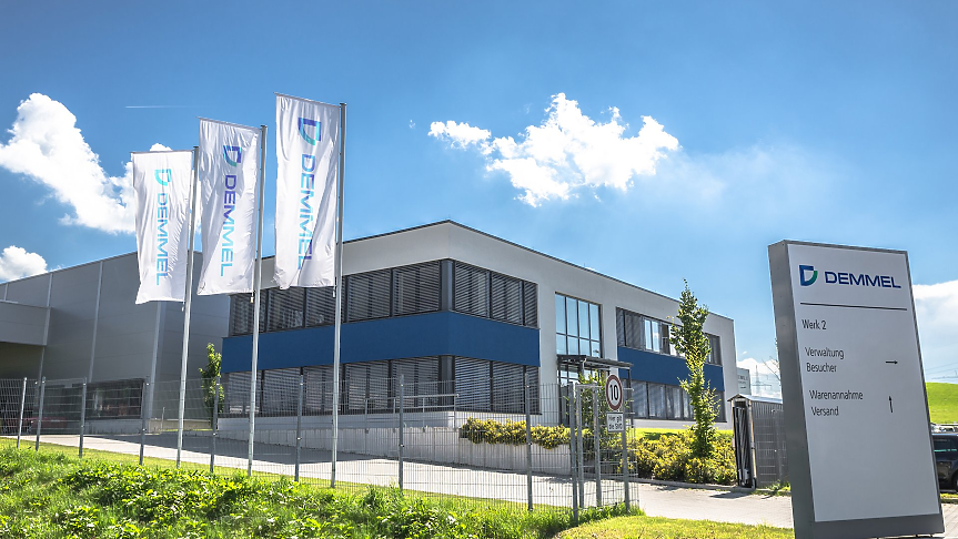 Още една германска марка за автомобилни компоненти мести производството си в Румъния