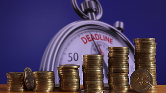 Какъв е бил средният осигурителен доход за декември 2025 г.?