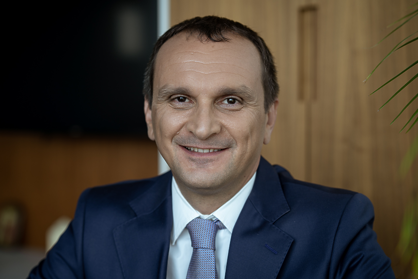 Коста Чолаков, ДЗИ: Обичаш го, застраховай го е нашето послание по повод годишнината на ДЗИ