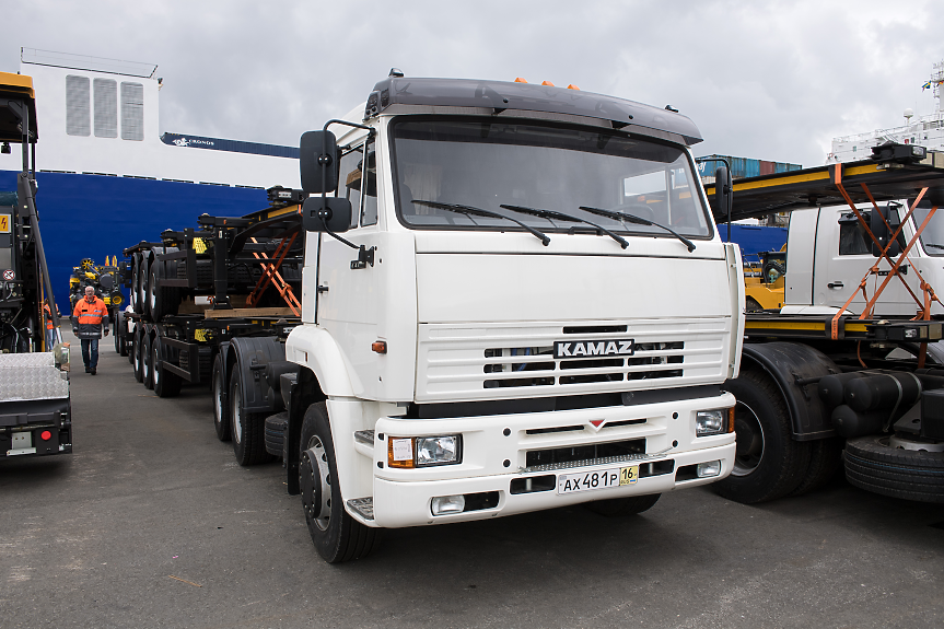 Насочва ли „Камаз“ почти половината си производство към отбрана?