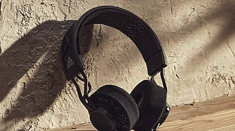 Авиокомпания със строги мерки: Пътници без слушалки ще бъдат сваляни от полети