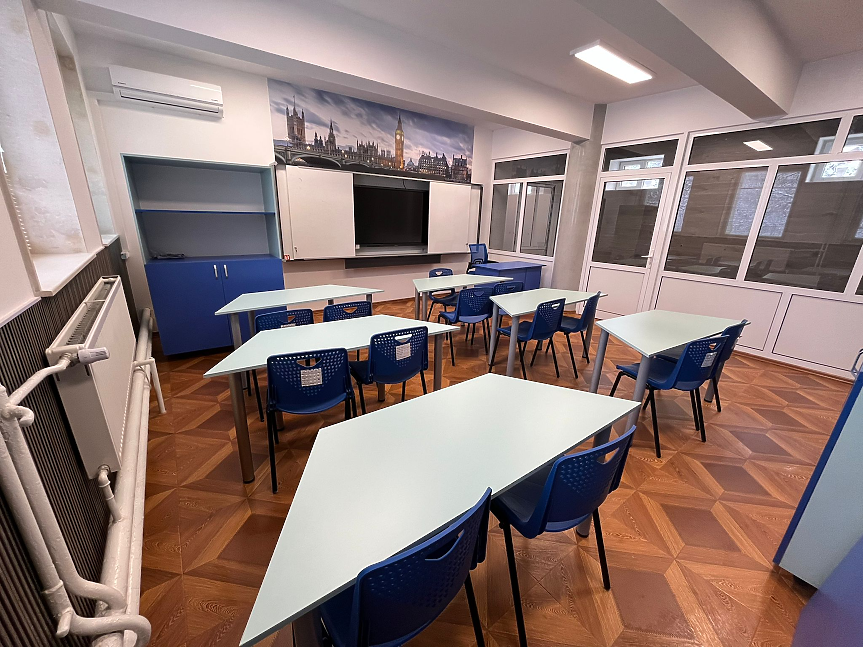 Българско училище, застрашено от закриване, удвоило учениците си за пет години