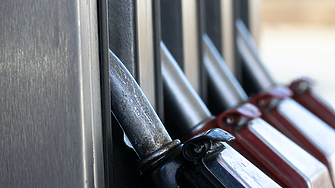 КЗК алармира: Необходими са незабавни действия за стабилизиране на пазара на горива