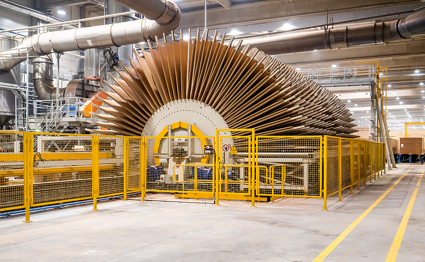 Сагата продължава: Инспекцията по труда образува три производства срещу Кроношпан