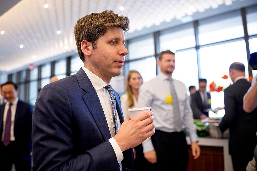 Какви заплати получават служителите на ключови позиции в OpenAI?