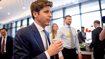 Какви заплати получават служителите на ключови позиции в OpenAI?