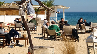 Румънците похарчили рекордните 10 млрд. евро за ваканции, част от тях в България