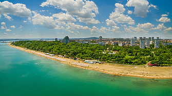 Над 30 работодатели от туризма ще търсят нови служители на борса в Бургас