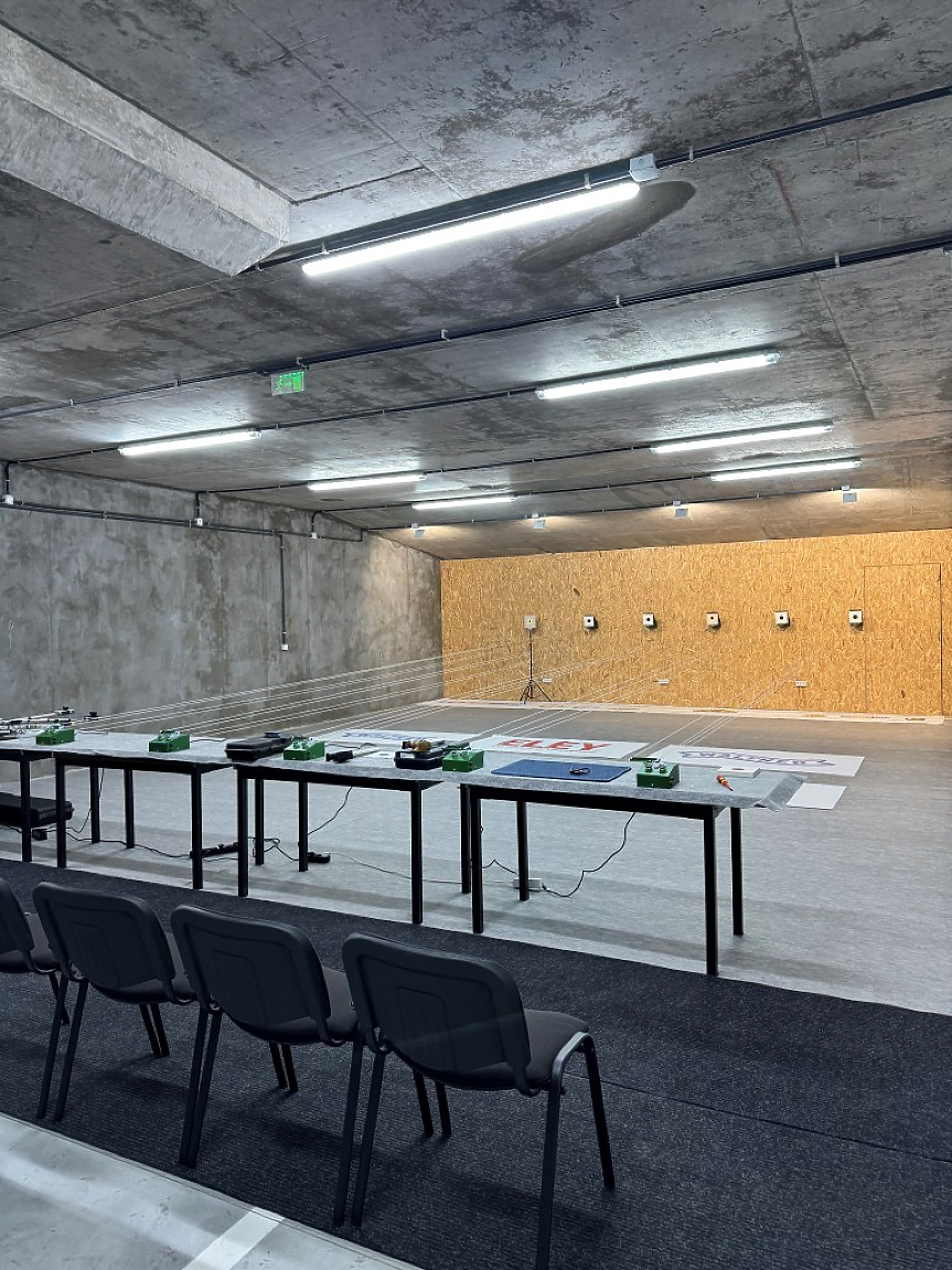 Откриха първото в Бургас стрелбище за спортна стрелба (снимки)