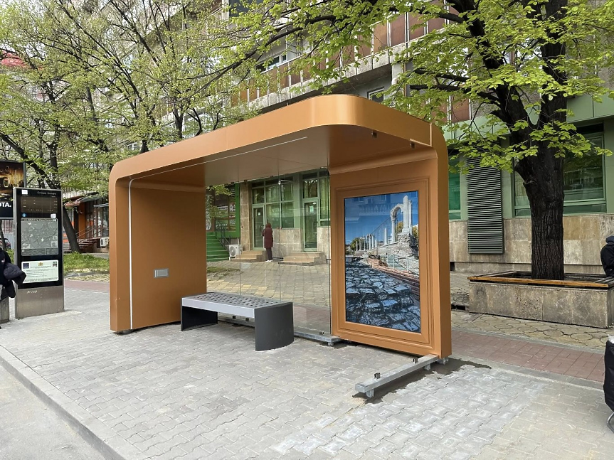 Новите спирки на Стара Загора: С камери и портове за зареждане на устройства