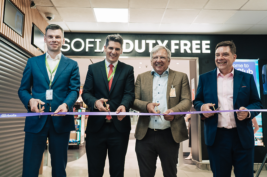 Откриха нова търговска зона и ресторанти на Терминал 1 на столичното летище (снимки)