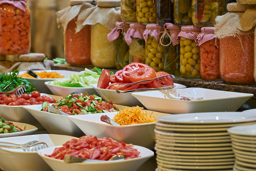 Нов план за хранителните отпадъци в Гърция променя all inclusive настаняването