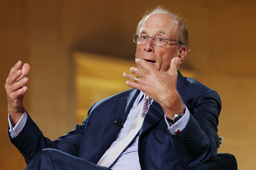 Шефът на BlackRock: Чака ни глобална рецесия, ако петролът стигне $150