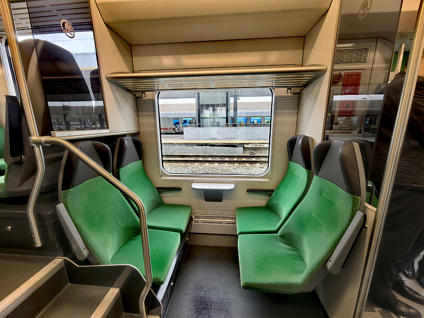 Първият нов електрически влак Skoda вече е у нас; ©Darik Business Review