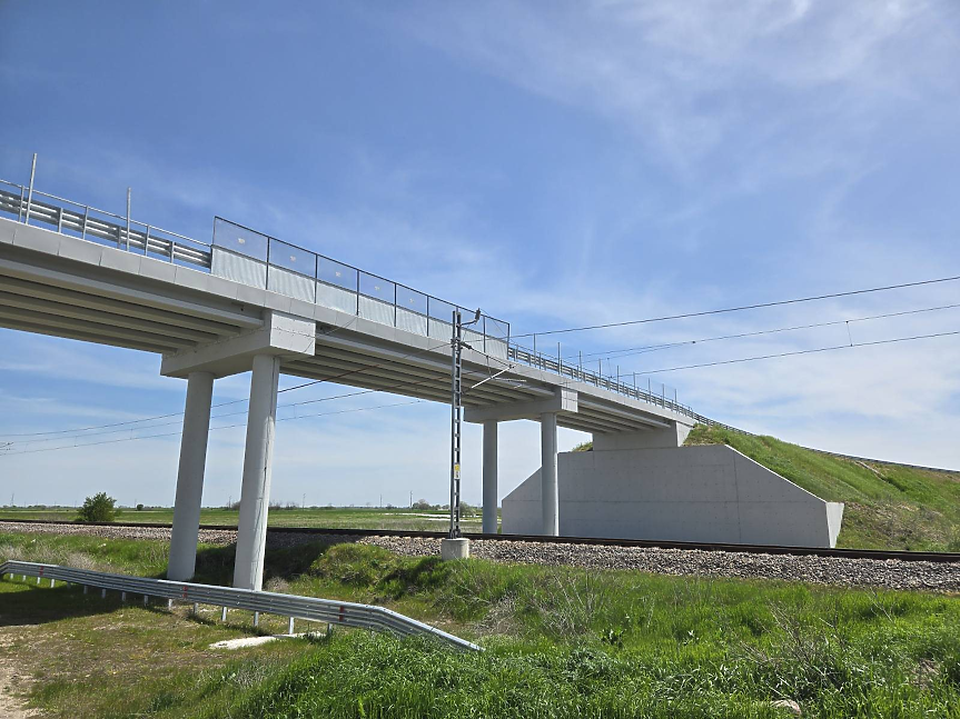 Два пътни надлеза за €2.7 млн. откриха в жп участъка между Маноле и Белозем